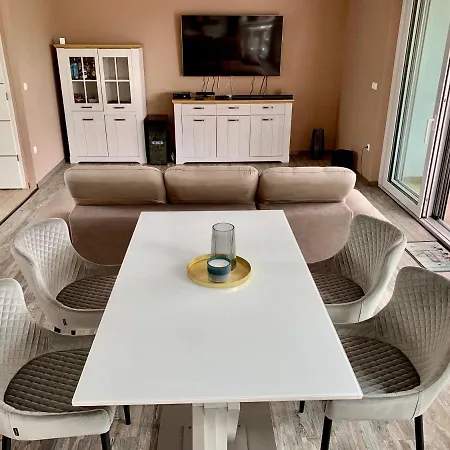 Finfera Villa Balatonboglar